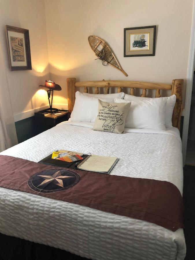 Silverton The Bent Elbow Hotel מראה חיצוני תמונה