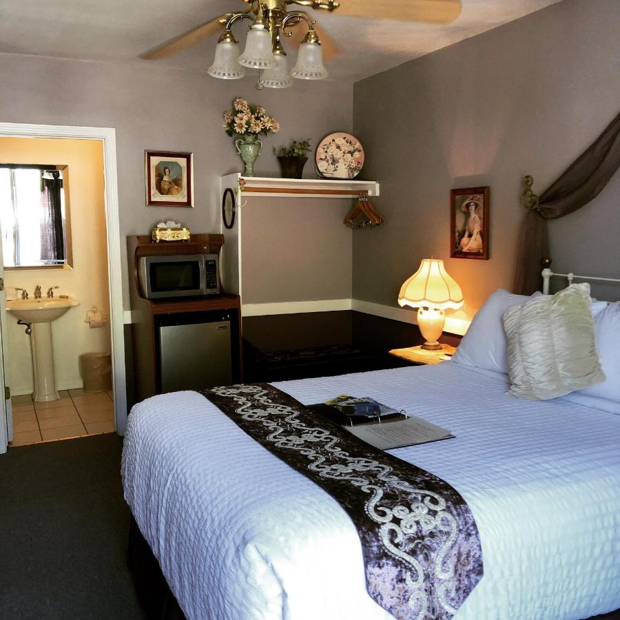 Silverton The Bent Elbow Hotel מראה חיצוני תמונה