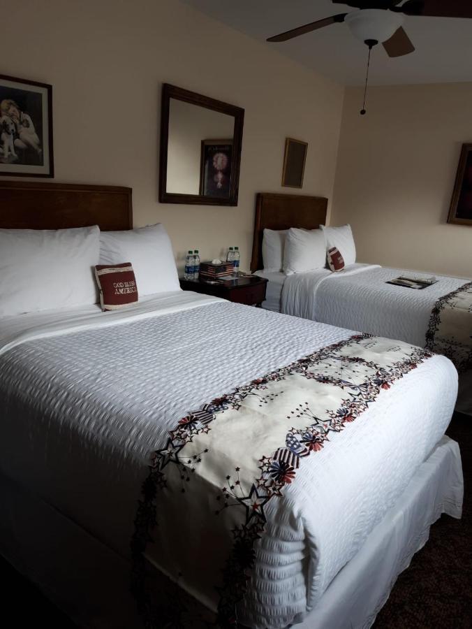Silverton The Bent Elbow Hotel מראה חיצוני תמונה